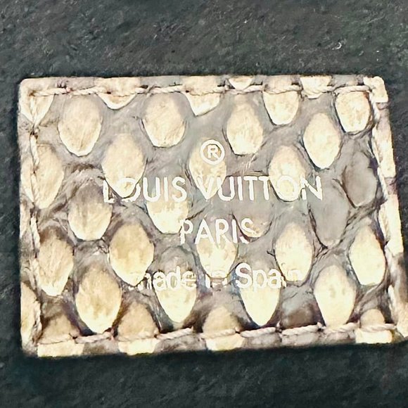 LOUIS VUITTON SAINT PLACIDE PYTHON+MONOGRAM CANVAS RETAIL$3,150 ++100% AUTHENTIC - Picture 13 of 16
